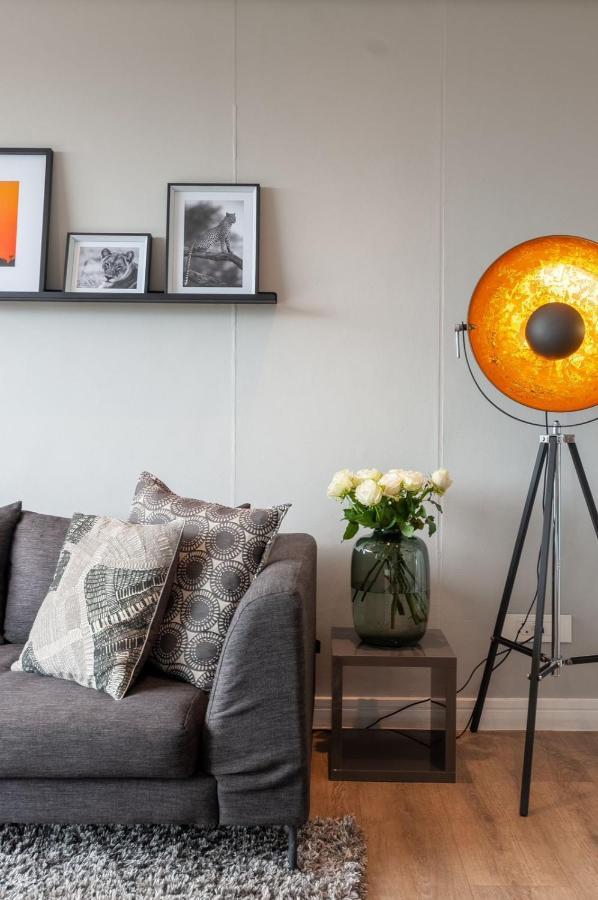 Greenpoint Designer Apartment Near Stadium & Waterfront كيب تاون المظهر الخارجي الصورة